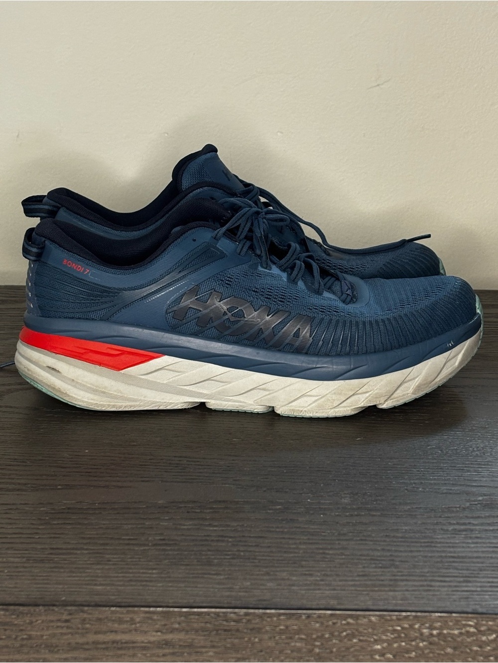 HOKA ONE ONE Bondi 7 Running Walking Shoes Blue Red Men’s Size 10.5